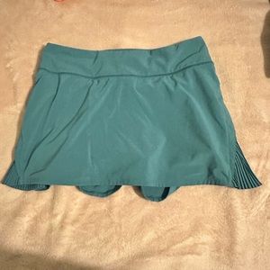 Lulu tennis skirt